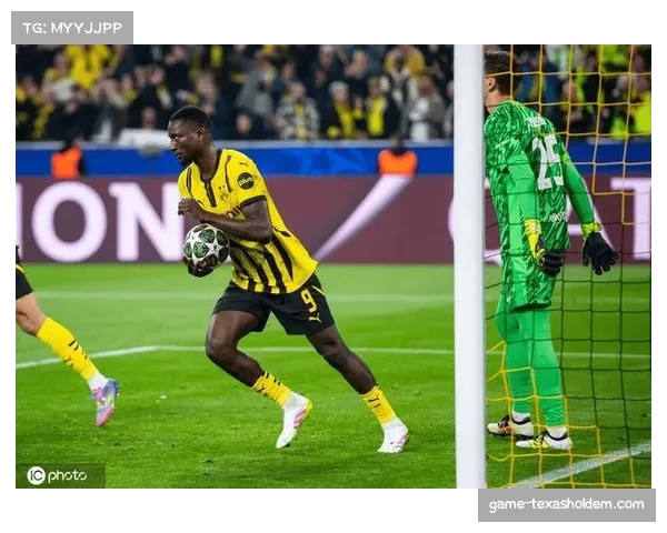 吉拉西领衔多特蒙德冲击胜利 本塞拜尼丘库埃梅卡整装待发