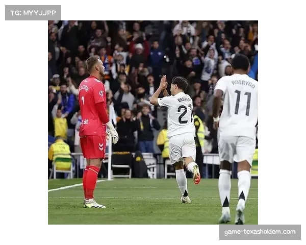 塞尔塔防线选择：阿隆索、斯塔尔费尔特、罗德里格斯、卡雷拉搭档